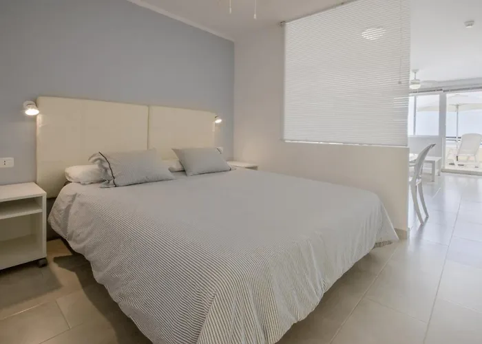 Ocean View Floor Wifi Aircon 09